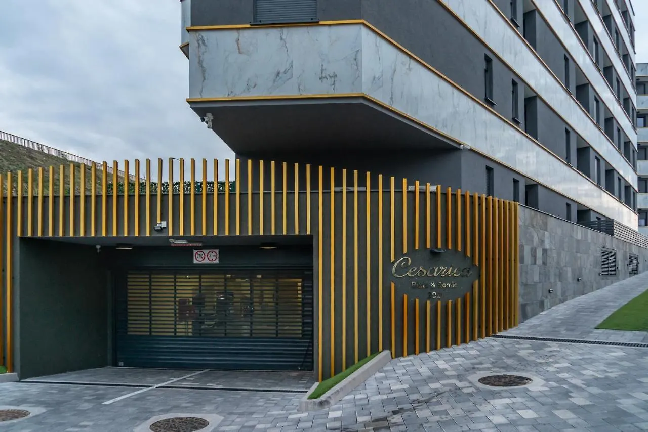 Luxury Apartment Ruby Split